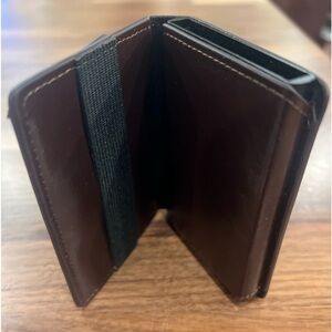 Bullcaptain men’s leather wallet in GUC